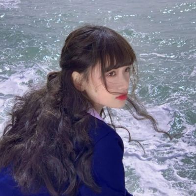 小众优质真人女头像(22张)