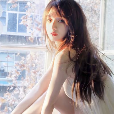 小众优质真人女头像(22张)