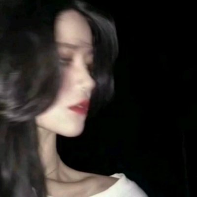 高清潮流范儿的图片女生头像大全(精选24张)