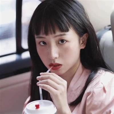 2023年高端有品位的微信头像(精选22张)