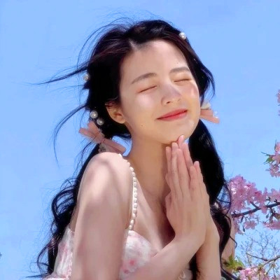 好看女生真人头像清晰正脸(精选24张)