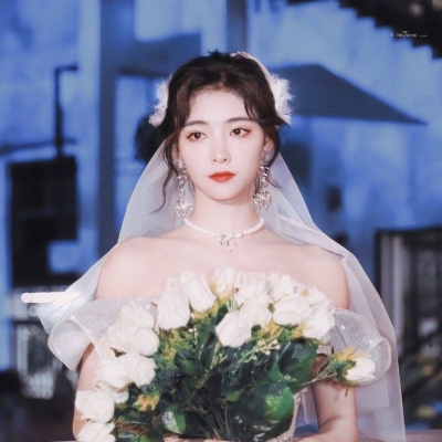 超美的女生头像图片(精选36张)