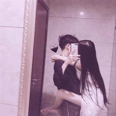 情侣头像一男一女接吻头像(精选18张)