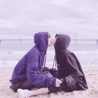 情侣头像一男一女接吻头像(精选18张)