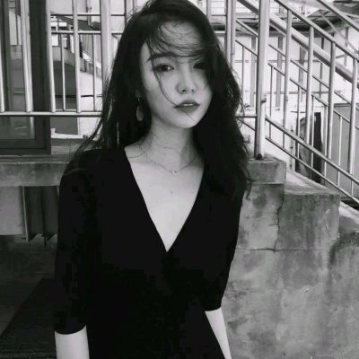 黑白御姐头像气质动漫(16张)