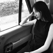 黑白御姐范的头像高清(精选22张)