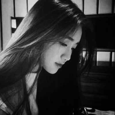 黑白御姐范的头像高清(精选22张)