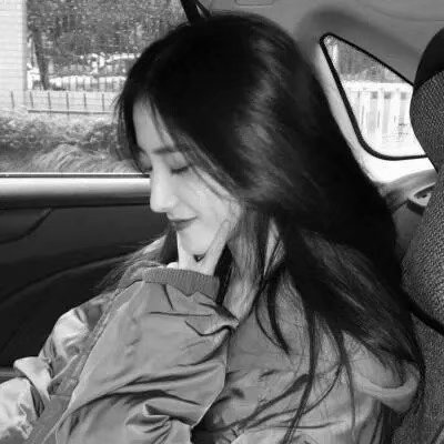 黑白御姐范的头像高清(精选22张)