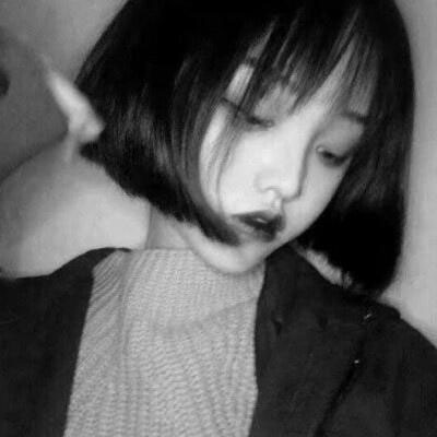 女头霸气御姐黑白(精选18张)