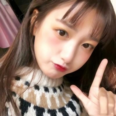 超级好看的真人版女生头像(精选18张)