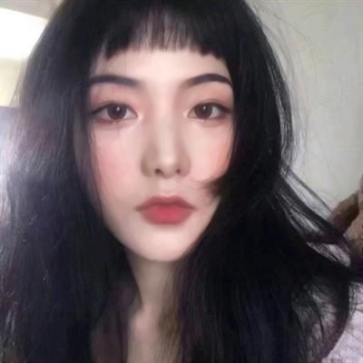 最火的女生头像真人清新(27张)