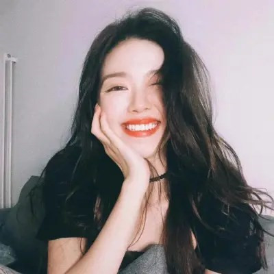 2023新款好看的头像真人(34张)