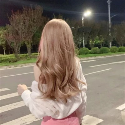 2023新款好看的头像真人(34张)