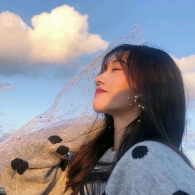 2023最潮女头像学生(精选36张)