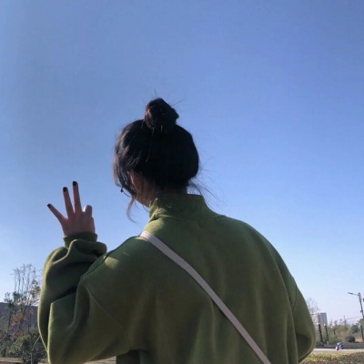 2023最潮女头像学生(精选36张)