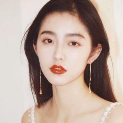 2023最潮女头像学生(精选36张)