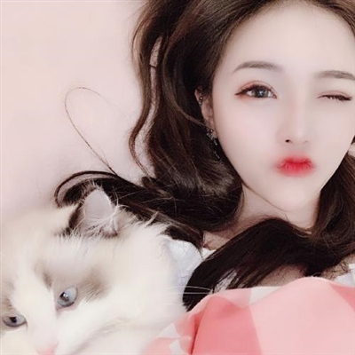 第一眼就吸引人的头像女生(26张)