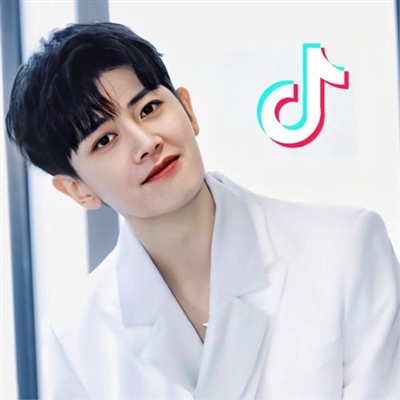 高清带有logo标志的精美头像图片(24张)