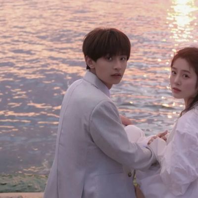 超火超好看情头(18张)