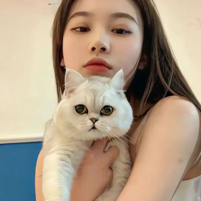 适合当头像的女生头像(32张)