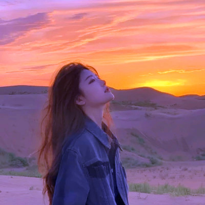 高端大气女性头像(30张)