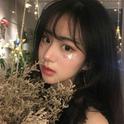 高清清新淡雅的女生图片头像大全(精选18张)