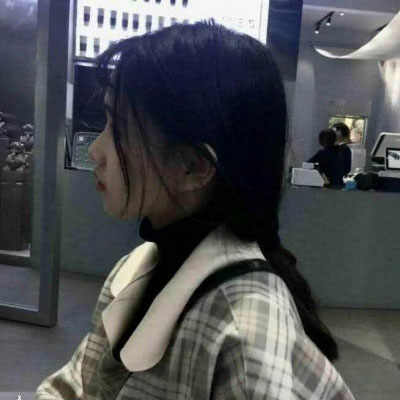 微信头像好看的伤感女生头像(精选18张)