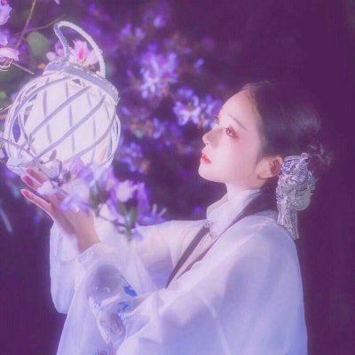 古风唯美真人女子头像(精选22张)