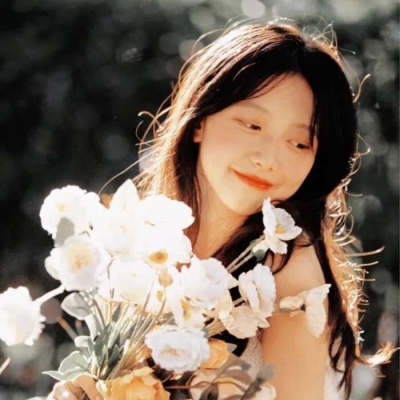 抖音清纯美女头像(32张)