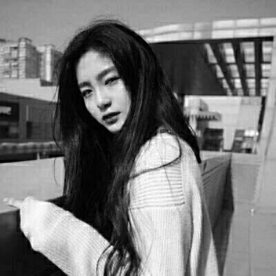 伤感黑白色头像(精选20张)