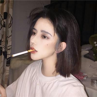 高清好看的女生头像超拽个性图片(精选26张)
