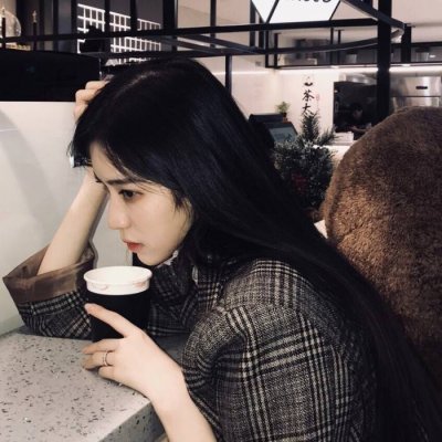 高清好看的女生头像超拽个性图片(精选26张)