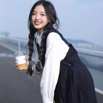 干净又好看的气质头像(22张)