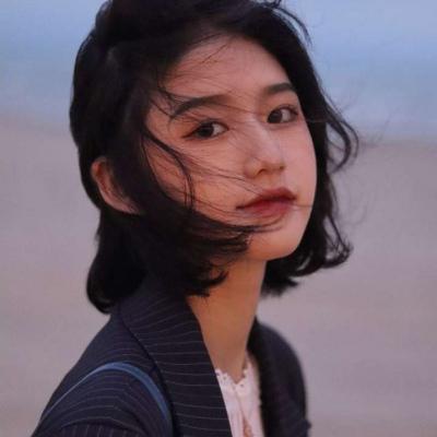 干净又好看的气质头像(22张)
