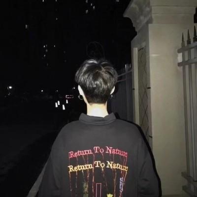 抖音超火伤感头像(24张)