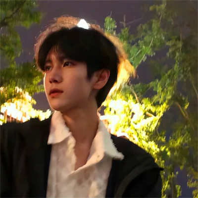 抖音最火的情头(22张)