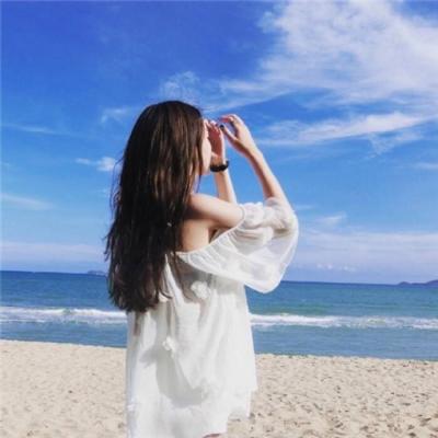 微信美女海边背影头像(16张)