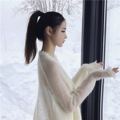 网红美女图片微信头像大全(精选24张)