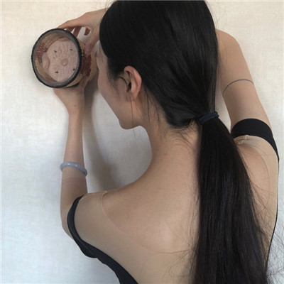 网红美女图片微信头像大全(精选24张)