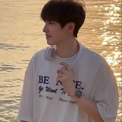 男生高冷帅气的头像(精选24张)