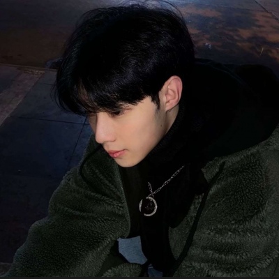 高冷男神头像真人高清图片(26张)