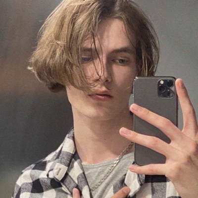 超清高冷男生头像(精选28张)