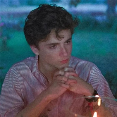 超火绿色头像女生头像(34张)