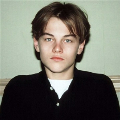 超火绿色头像女生头像(34张)