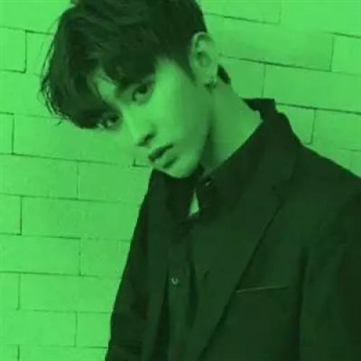 二次元绿色系男生头像(精选30张)