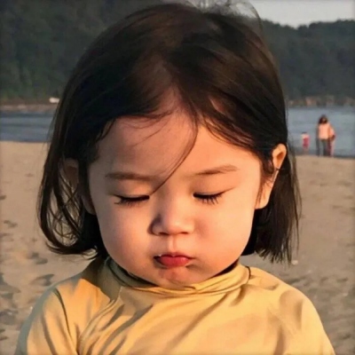 超火网红小孩头像(28张)