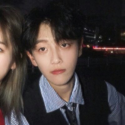 微信情侣个性头像一对两张图片(16张)