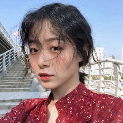 忧伤的女生头像(精选28张)