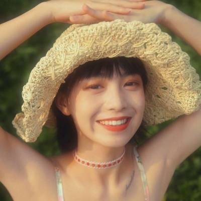 最新优质御姐女头像(28张)