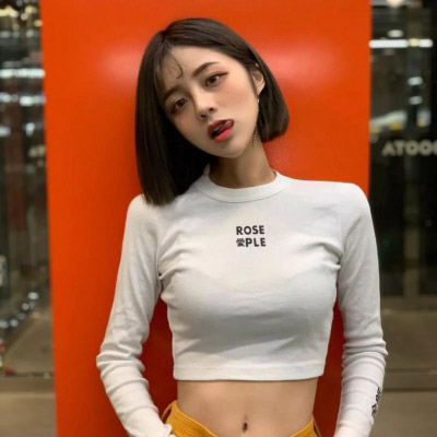 最新优质御姐女头像(28张)